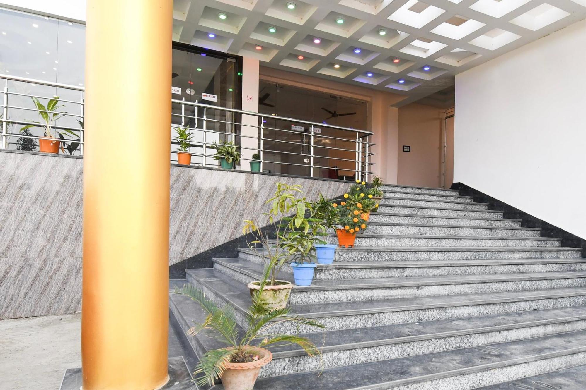 Hotel O Nilmadhab International Tarapith Exterior photo